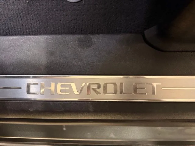 2023 Chevrolet Suburban RST - Photo 12