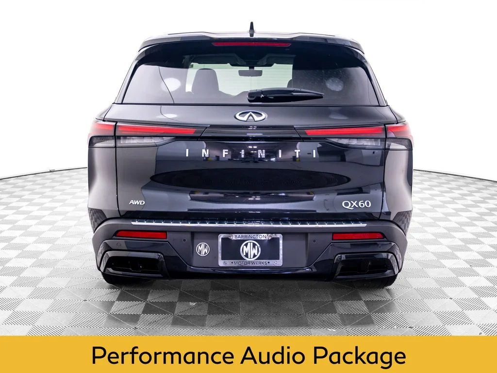 Certified Used 2023 Black INFINITI LUXE image 5