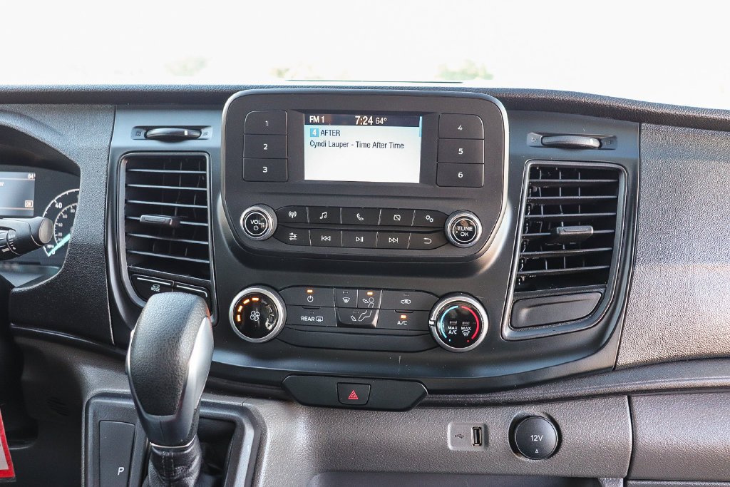 Used 2025 Oxford White Ford Base image 15