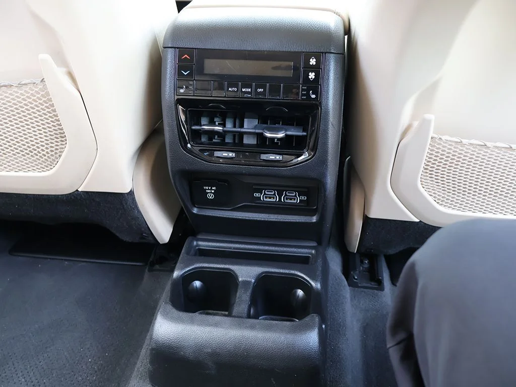 Used 2022 Red Jeep Limited image 62