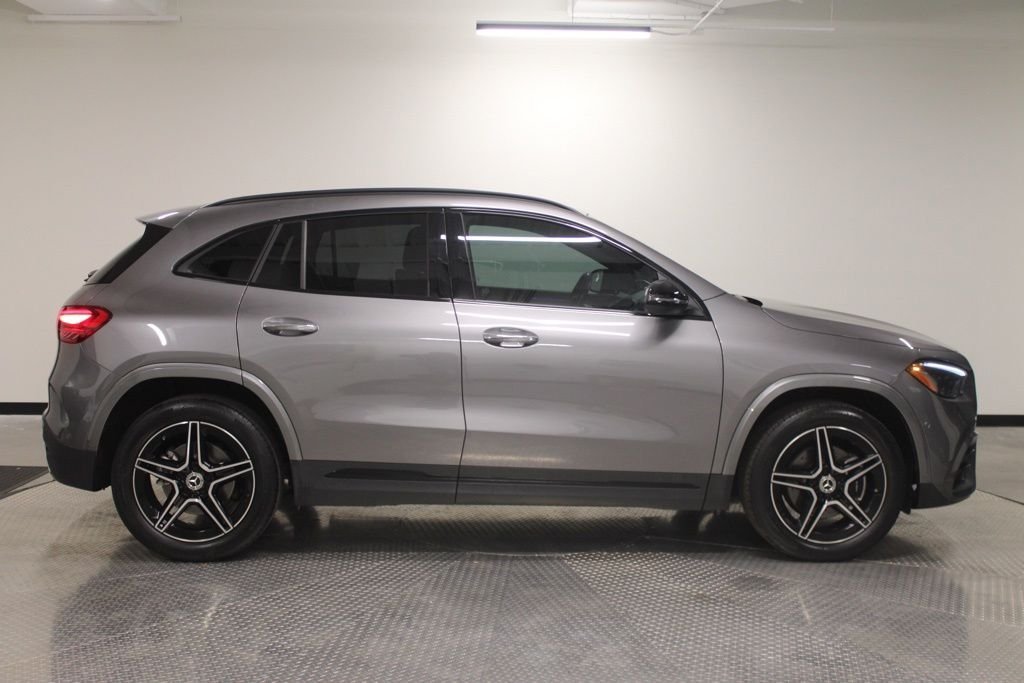 Certified Used 2025 Gray Mercedes-Benz GLA 250 image 4