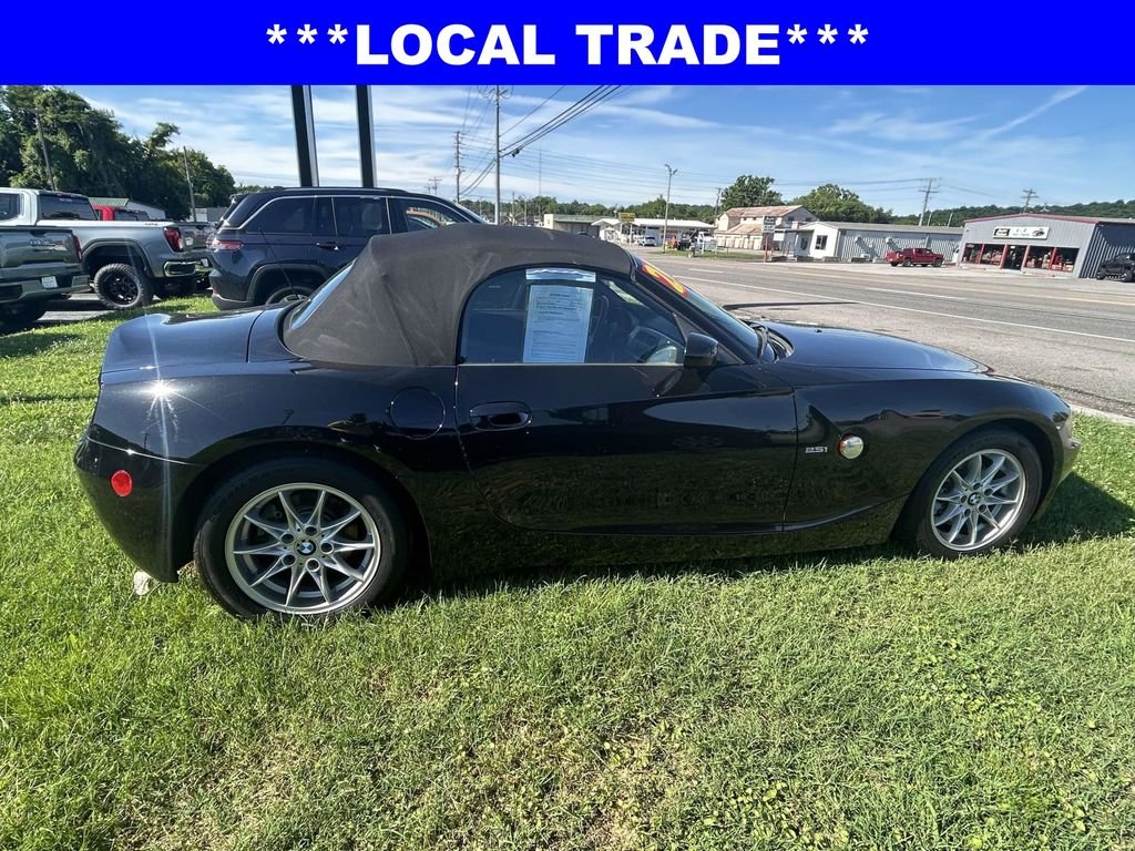 Used 2004 BMW Z4 2.5 with VIN 4USBT33524LS49598 for sale in Fayetteville, TN