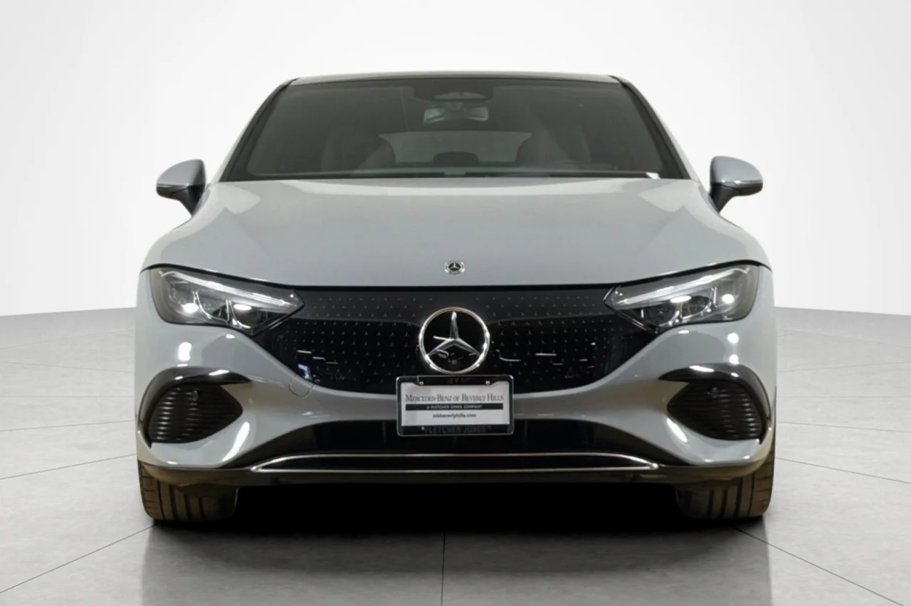 Certified Used 2023 MANUFAKTUR Alpine Grey Mercedes-Benz EQE 500 image 8