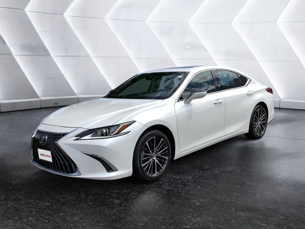 Used 2023 White Lexus 350 image 3