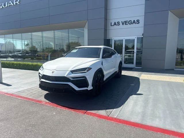2022 Lamborghini Urus 4.0 V8's photo