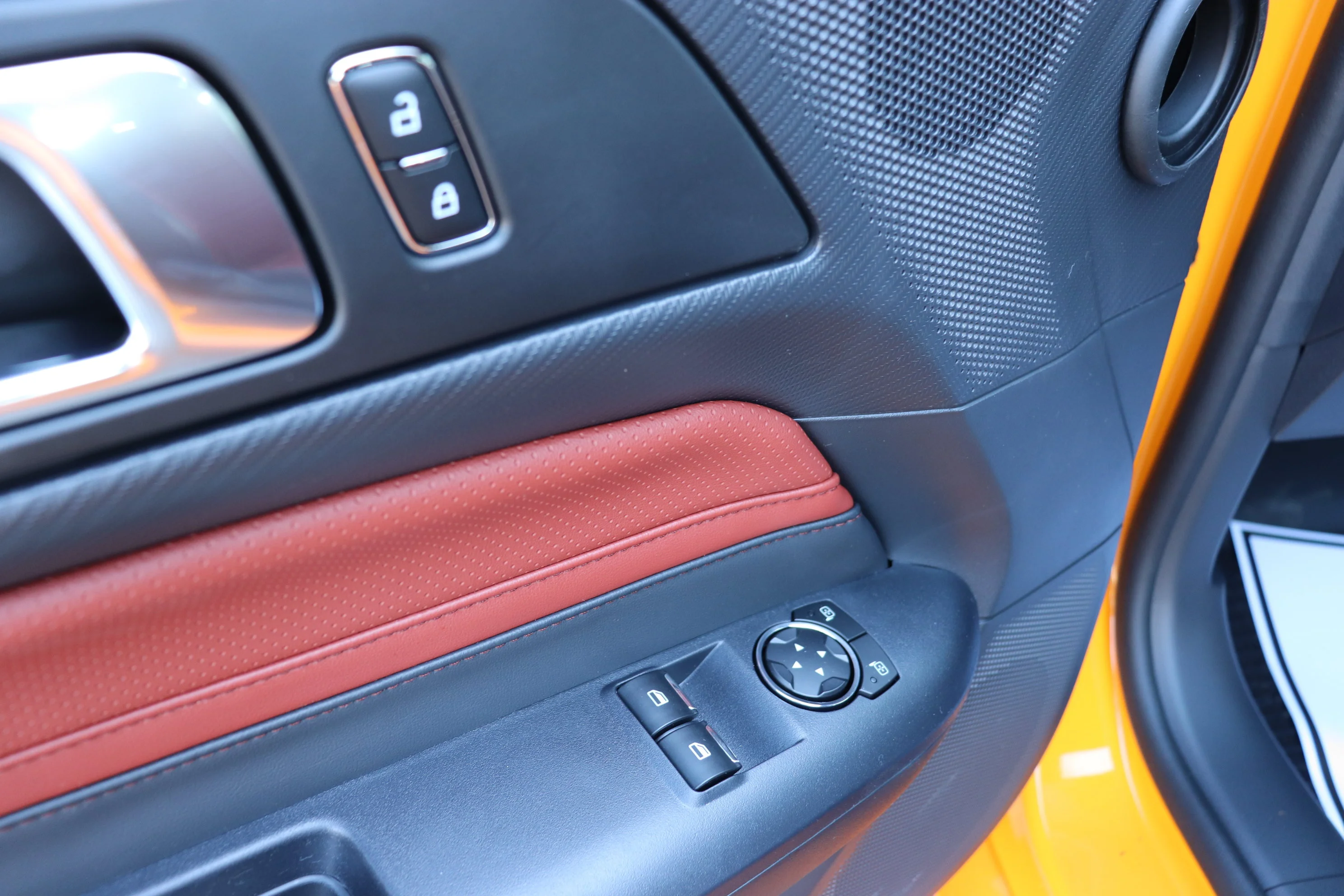 New 2026 ORANGE FURY METALLIC TC Ford GT Premium image 9