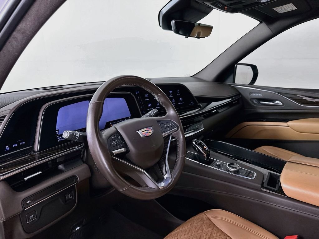 Used 2023 White Cadillac Premium Luxury image 9