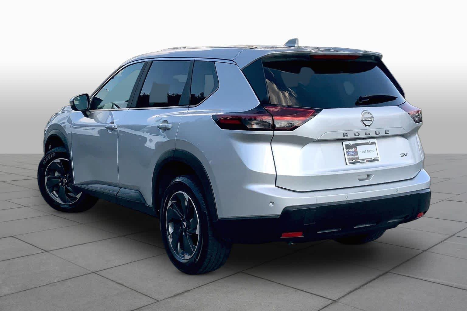 Used 2024 Brilliant Silver Metallic Nissan SV image 12