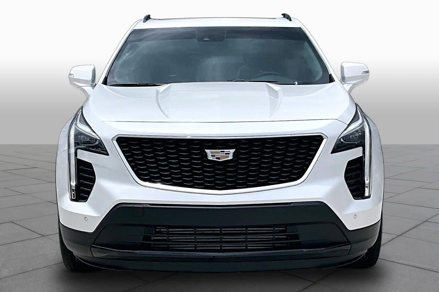 Used 2023 Crystal White Tricoat Cadillac FWD Sport image 4