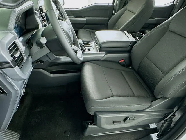 New 2026 White Ford XLT image 9