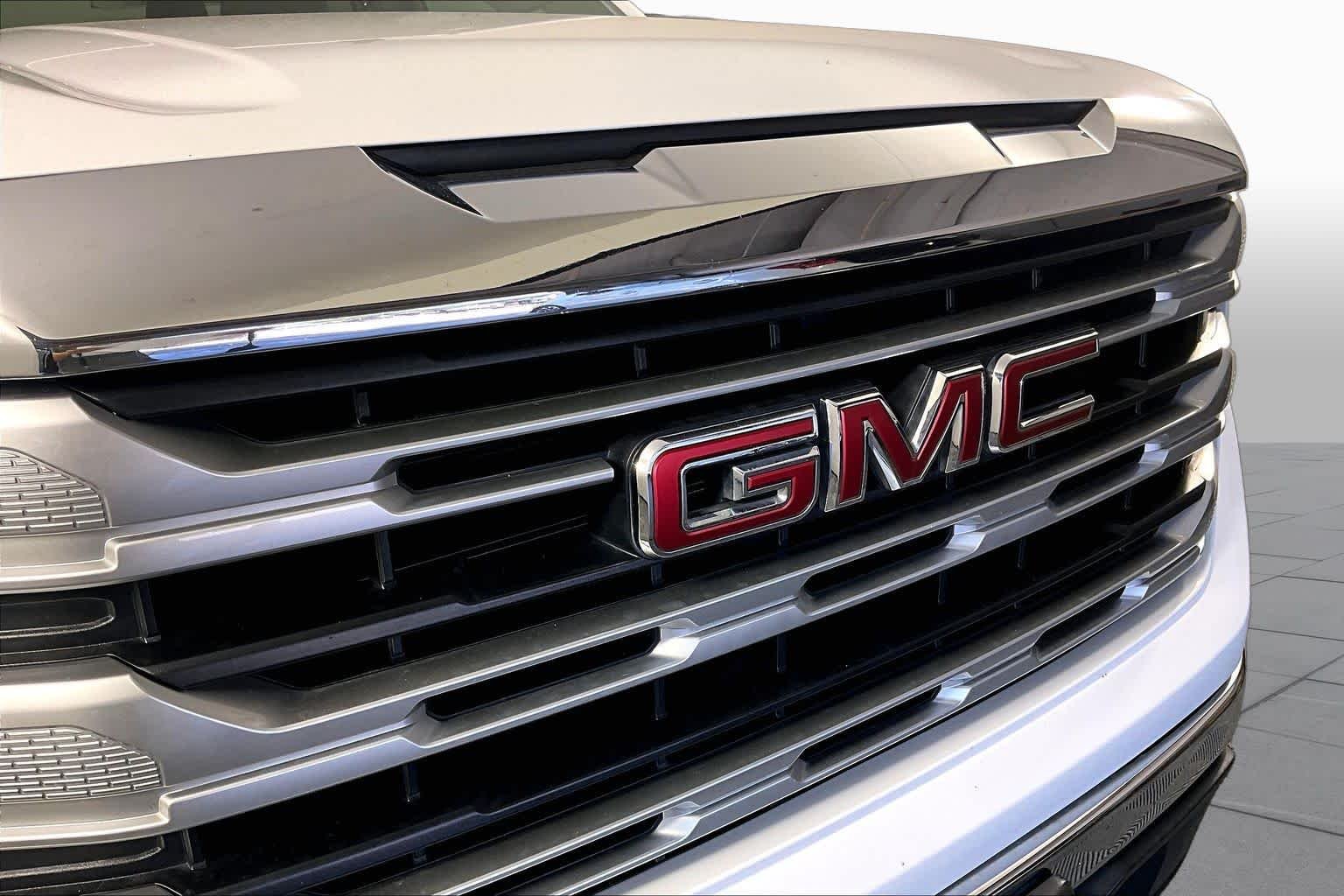 Certified Used 2023 Summit White GMC SLE image 28