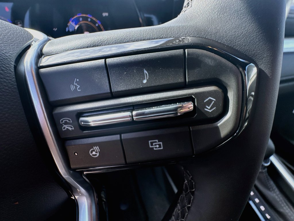 2026 Chevrolet Colorado LT - Photo 38