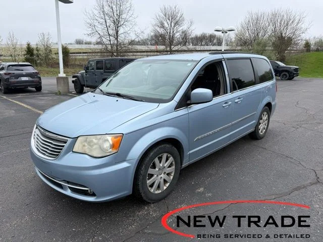 2012 Chrysler Town & Country Touring