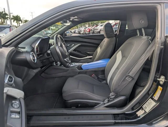 Certified Used 2020 BLACK Chevrolet 1LT image 9