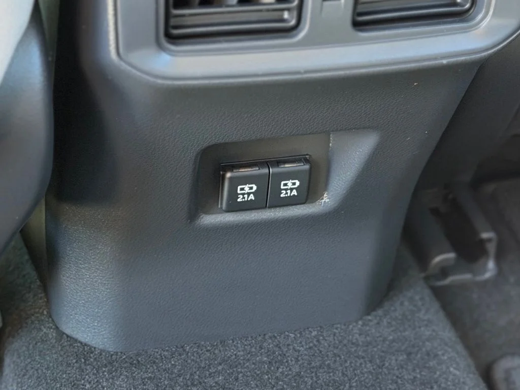 Used 2019 Gray Toyota XLE image 9