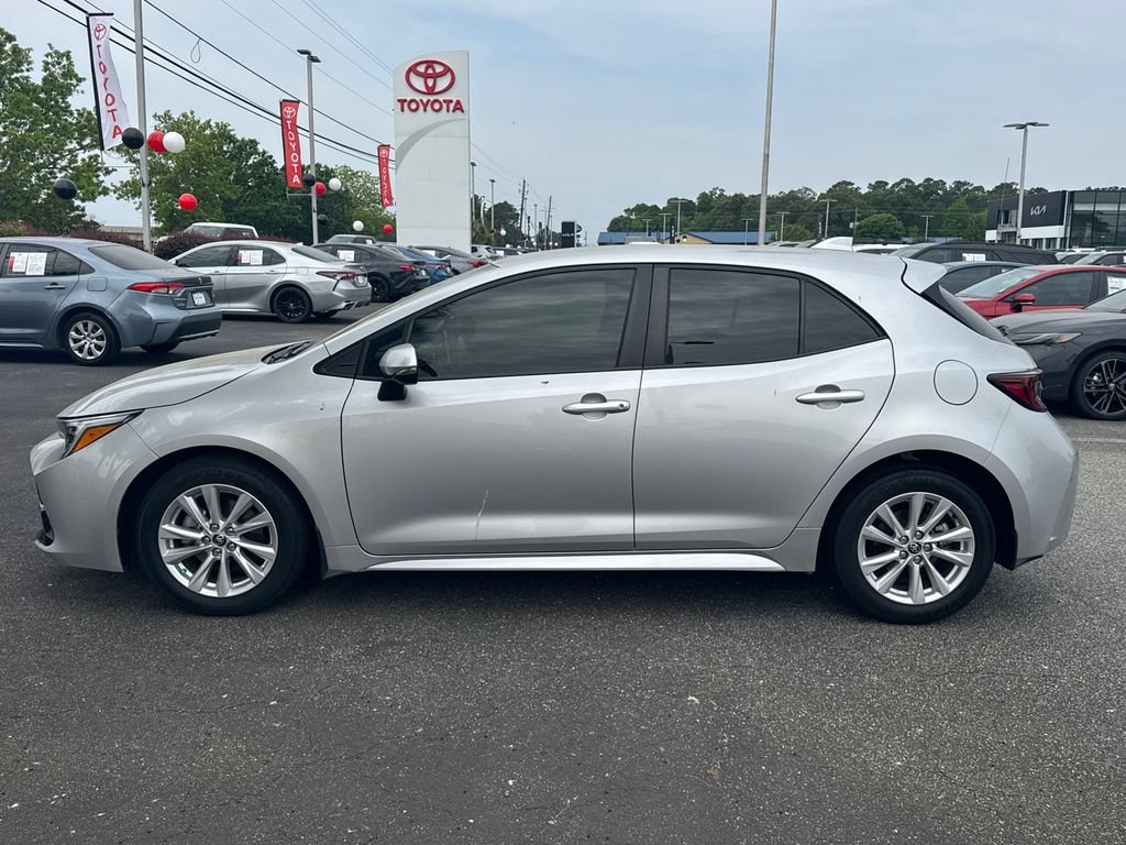 Used 2023 Silver Toyota SE image 6