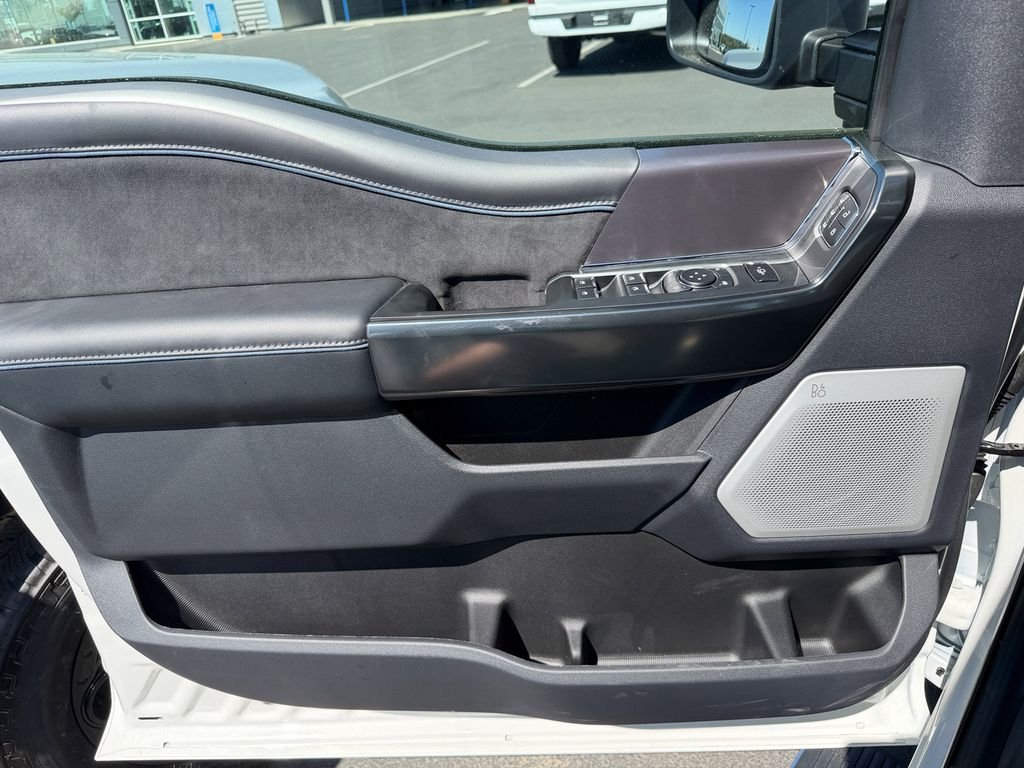 New 2026 Star White Metallic Tri-Coat Ford F-250® Platinum® image 18