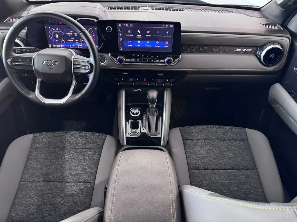 2024 Chevrolet Colorado ZR2 - Photo 13