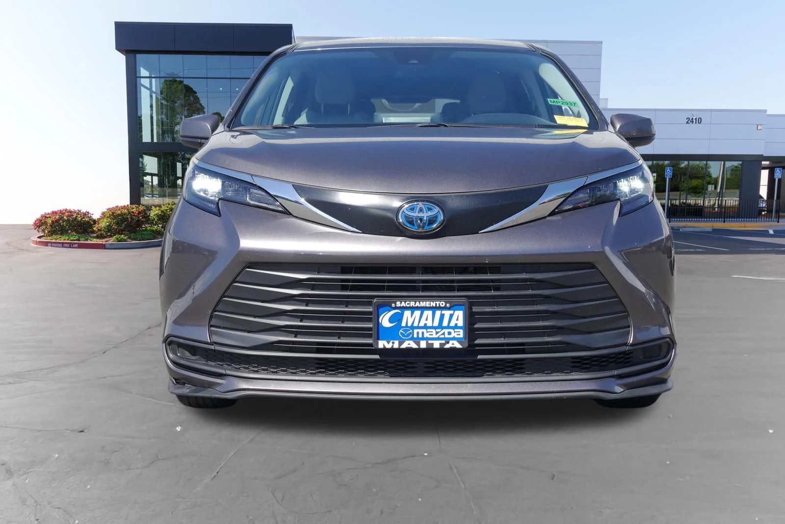 Used 2024 Predawn Gray Mica Toyota LE image 8