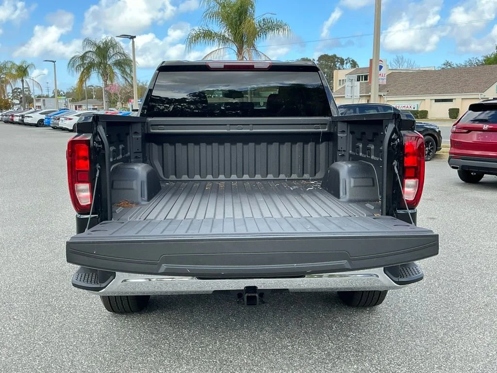 New 2026 Onyx Black GMC SLE image 24