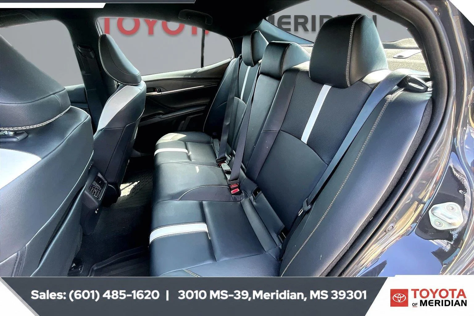 Used 2025 Underground Toyota SE (Natl) image 19