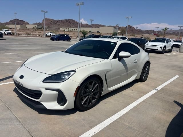 Used 2022 White Subaru Limited image 1