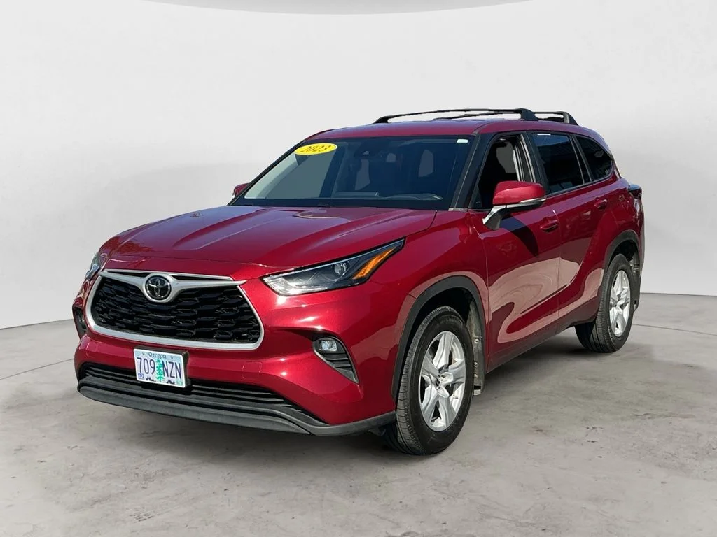 Used 2023 Red Toyota LE image 3
