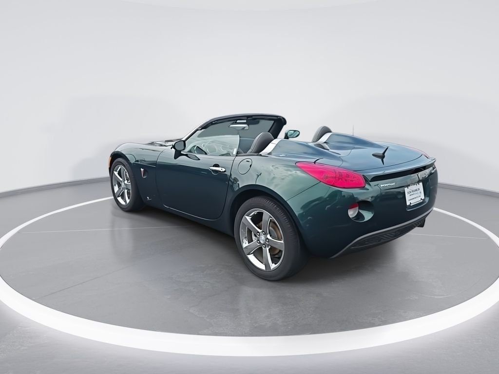 Used 2008 Green Pontiac Base image 7