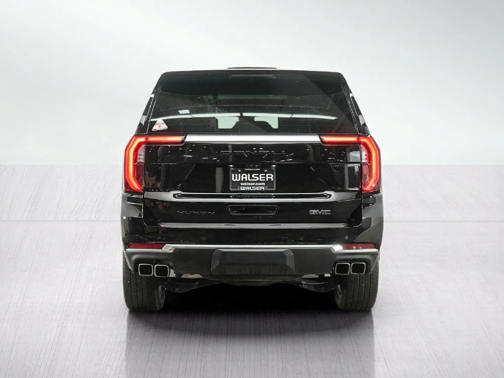 Used 2025 Onyx Black GMC Denali image 4