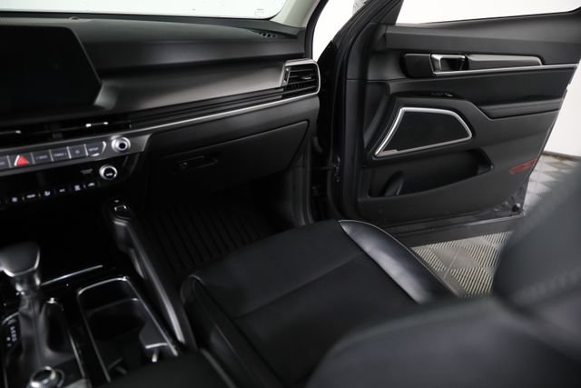 2024 Kia Telluride S - Photo 25