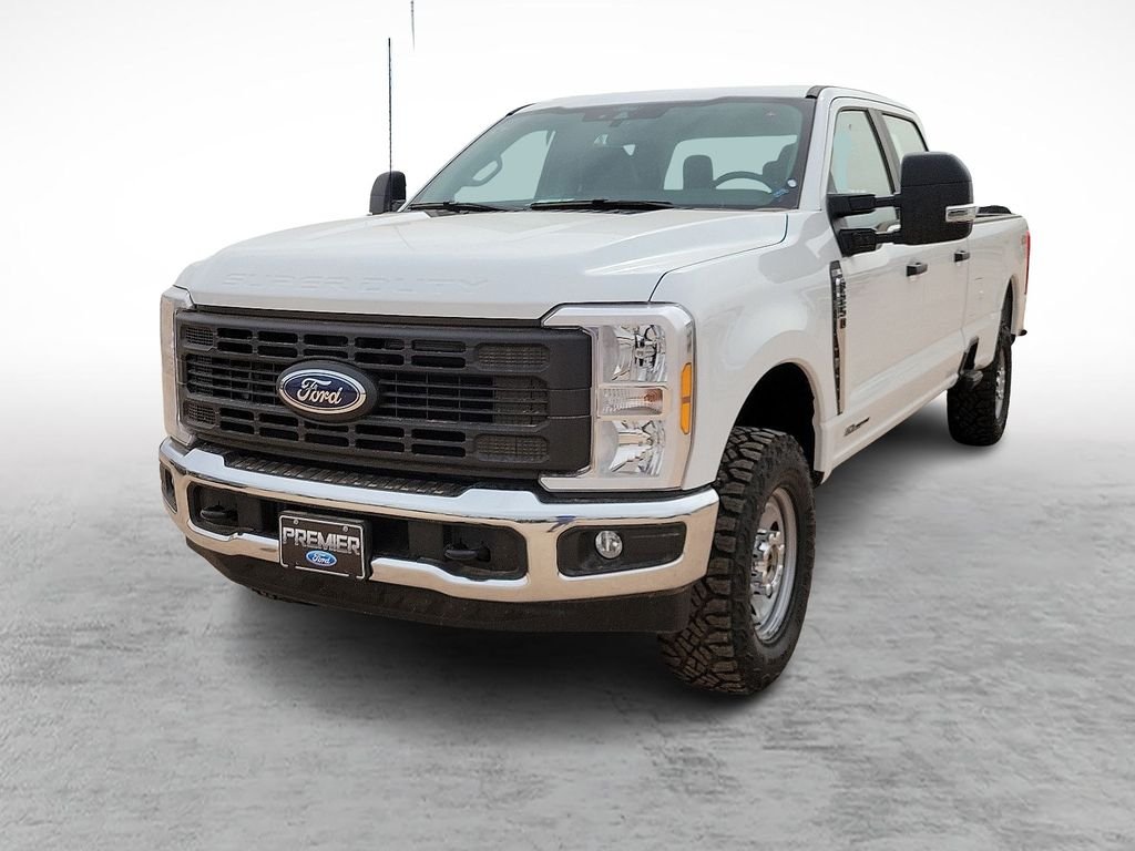 New 2026 Oxford White Ford F-250® XL image 4