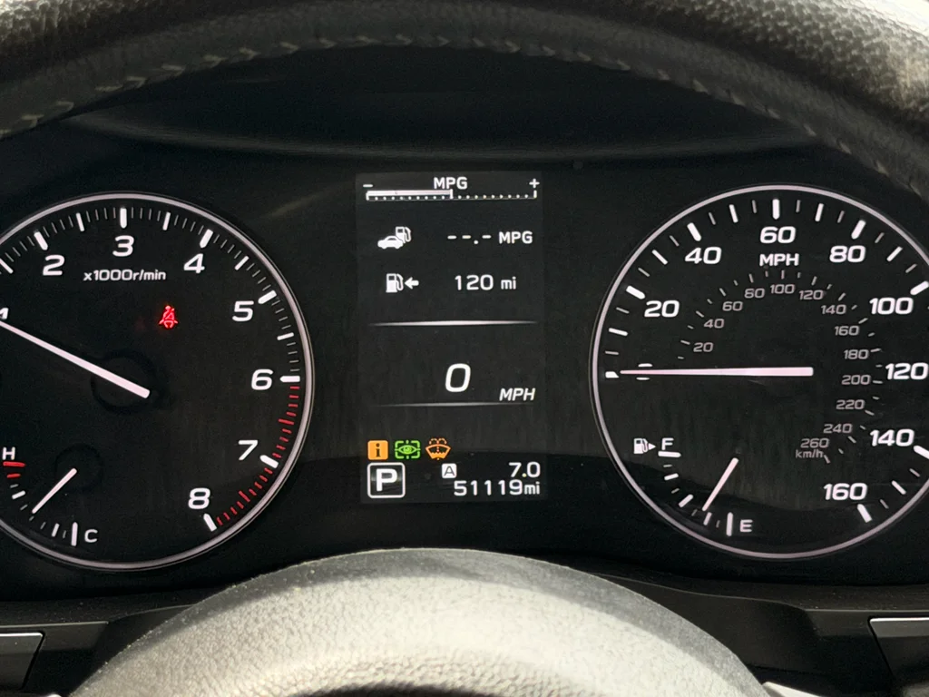 Used 2023 Ice Silver Metallic Subaru Limited image 36