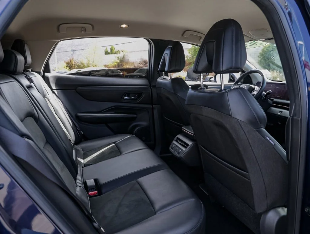 Used 2023 Blue Nissan ENGAGE image 20
