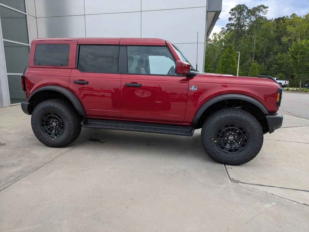 New 2026 Ruby Red Metallic Tinted Clearcoat Ford Outer Banks image 3