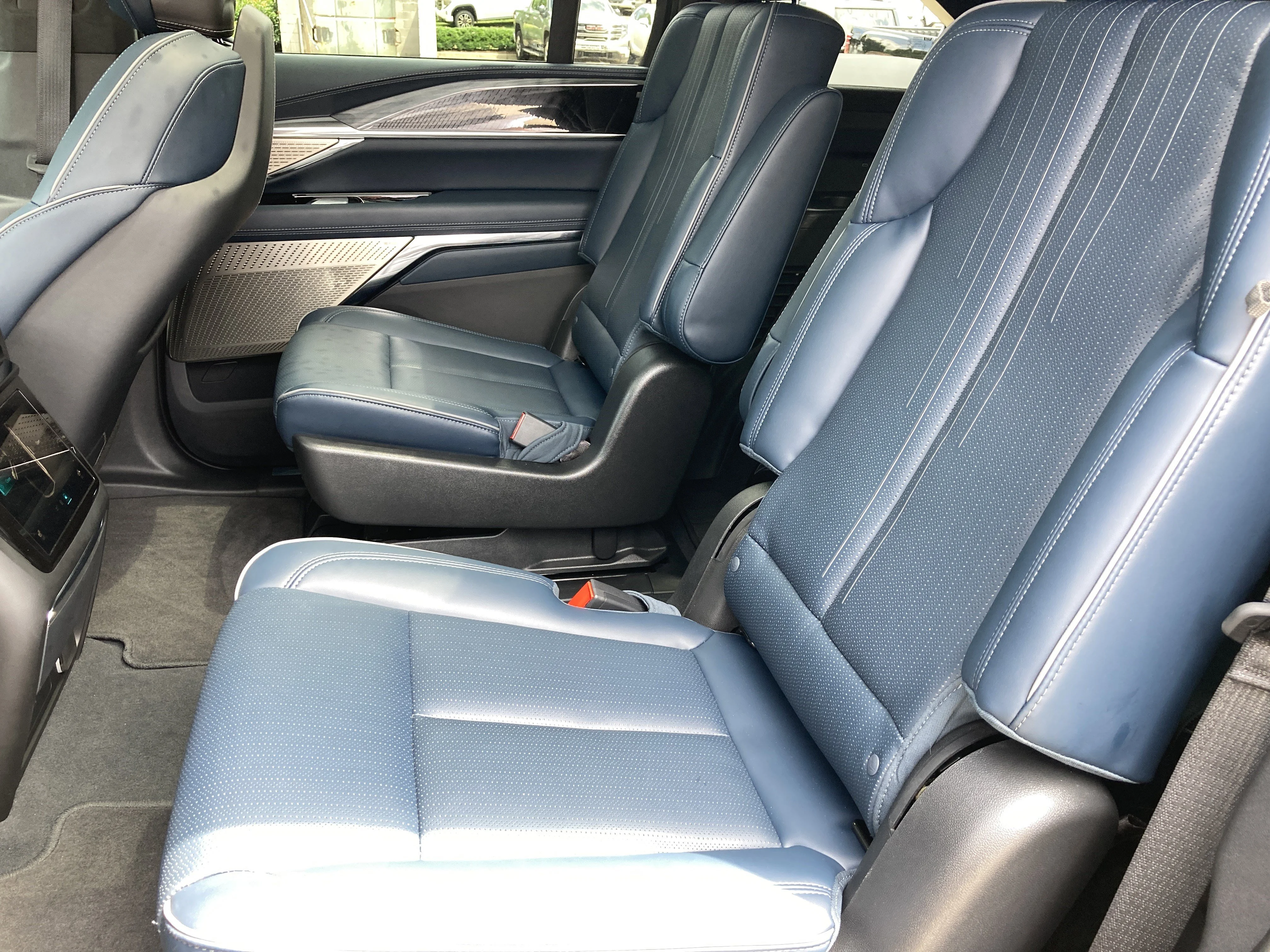 Used 2025 Black Raven Cadillac Luxury 2 image 14