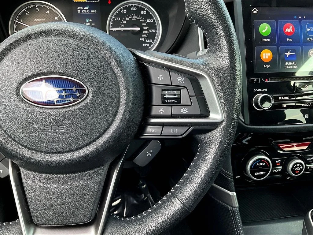 Used 2021 Crystal White Pearl Subaru Limited image 14