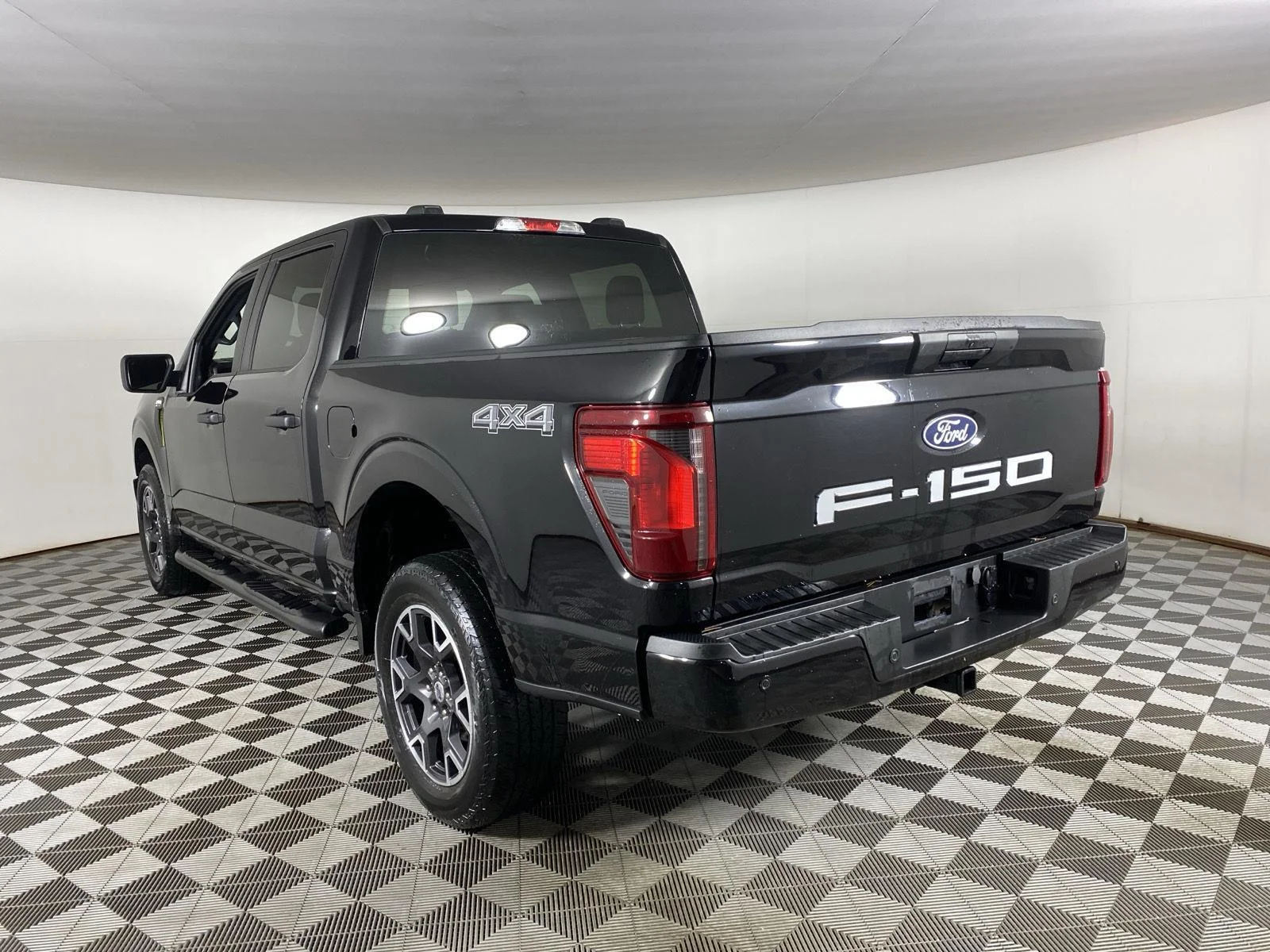 Used 2024 Agate Black Ford STX image 7