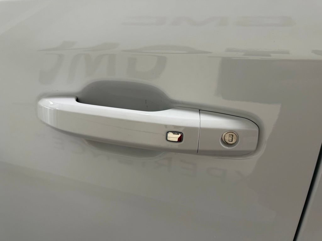 2026 Chevrolet Silverado 1500 RST - Photo 10