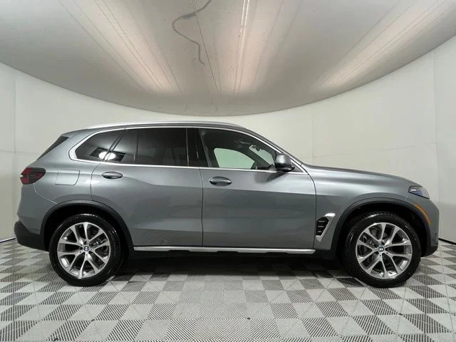 2026 BMW X5 40i - Photo 8
