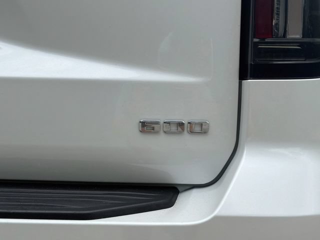 Used 2024 Crystal White Tricoat Cadillac 4WD Sport image 47
