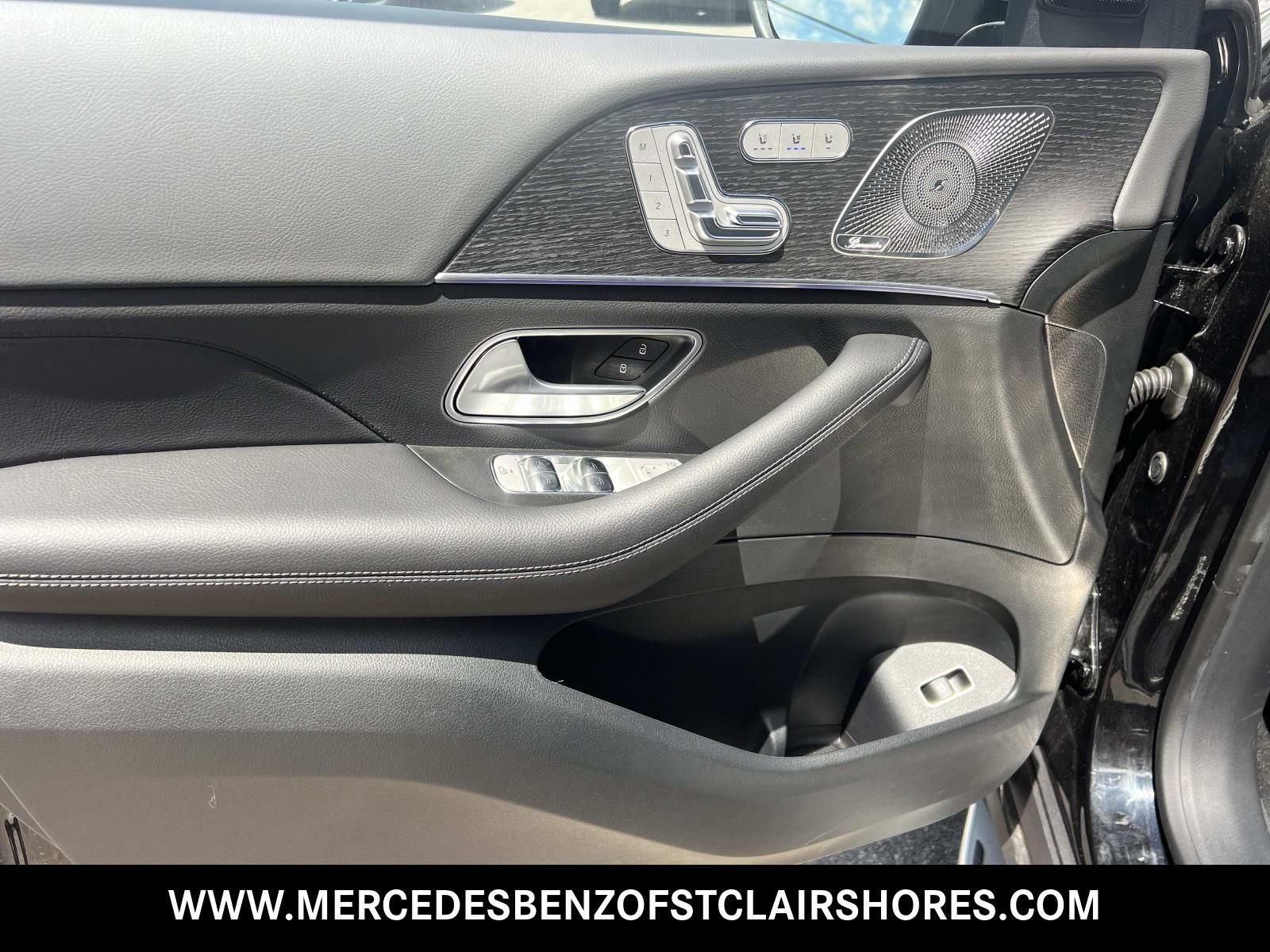 New 2026 Obsidian Black Metallic Mercedes-Benz GLS 580 image 15