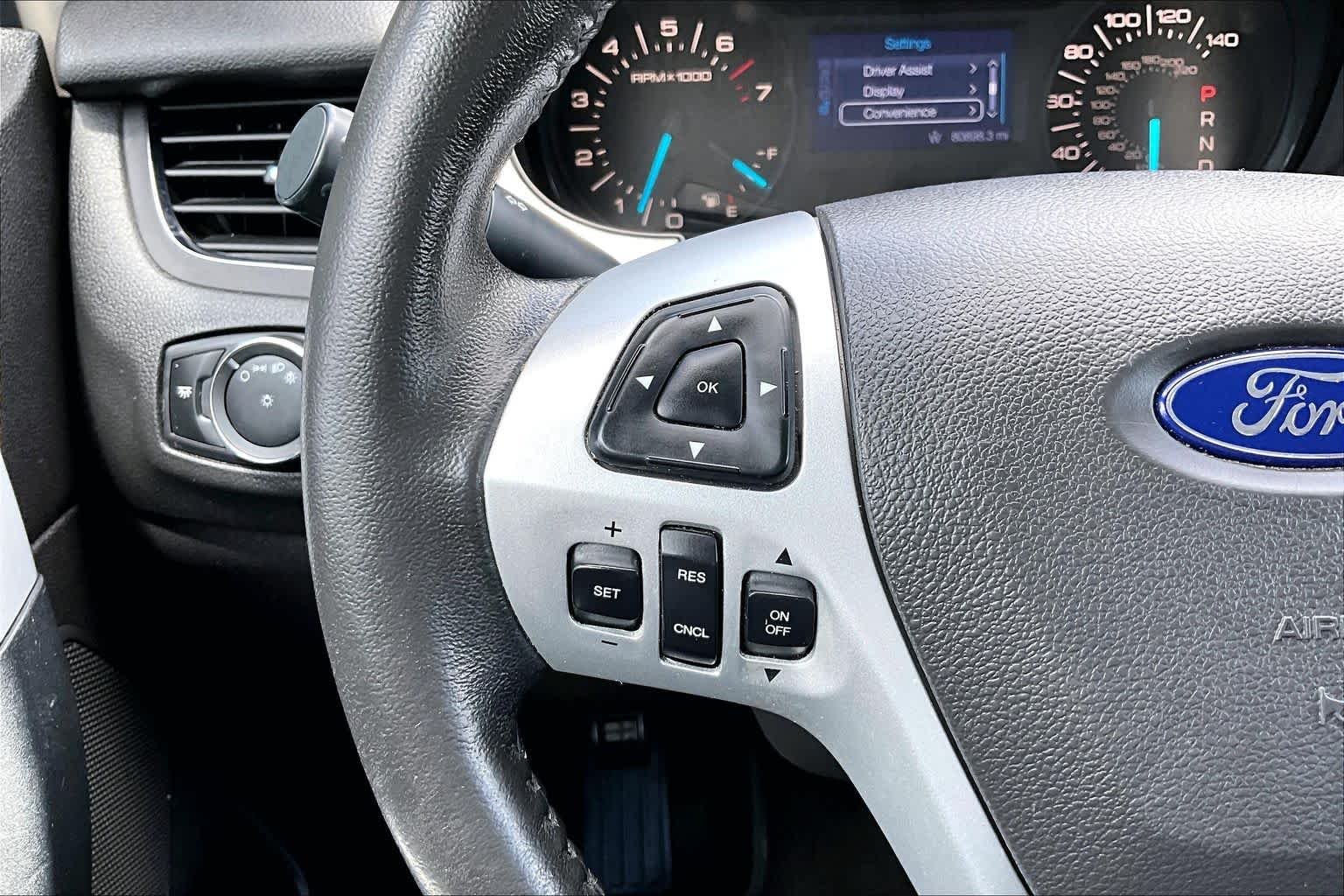 Used 2013 Mineral Grey Metallic Ford SEL image 22