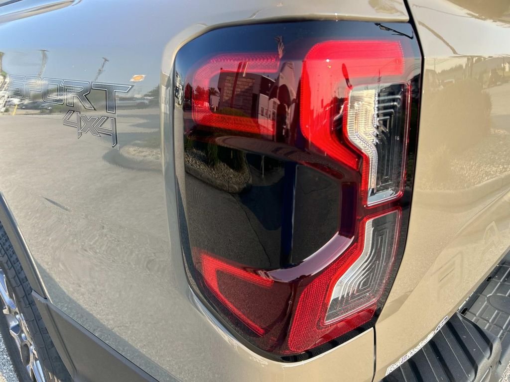 New 2026 Marsh Gray Ford XLT image 10
