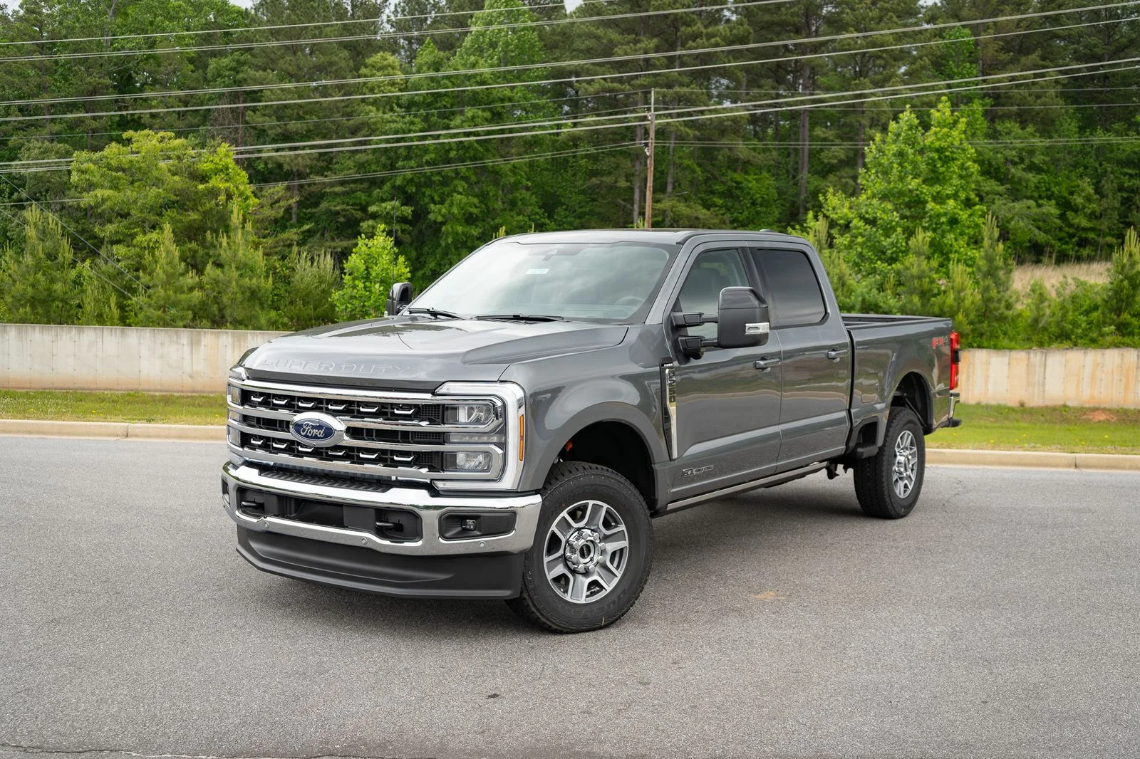 New 2026 Gray Ford Lariat image 4