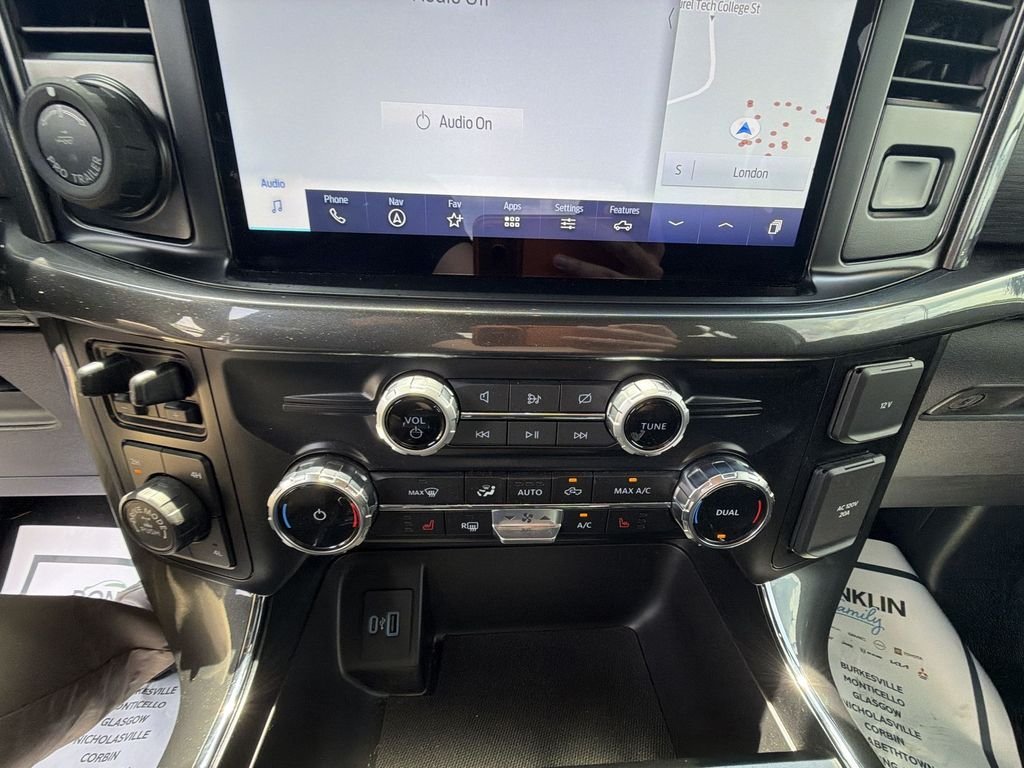 Used 2023 White Ford XLT image 25