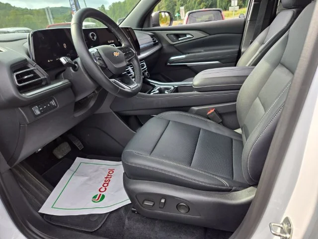 Used 2026 White Chevrolet LT image 11