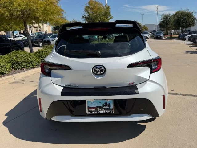 New 2027 Wind Chill Pearl with Black roof Toyota SE image 3