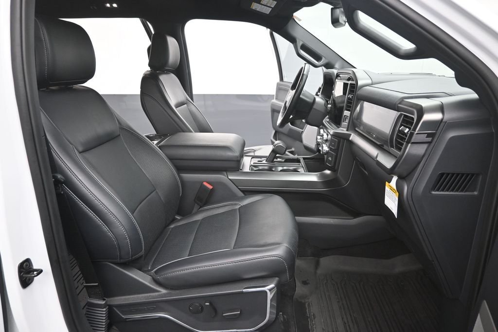 Used 2024 White Ford Lariat image 25