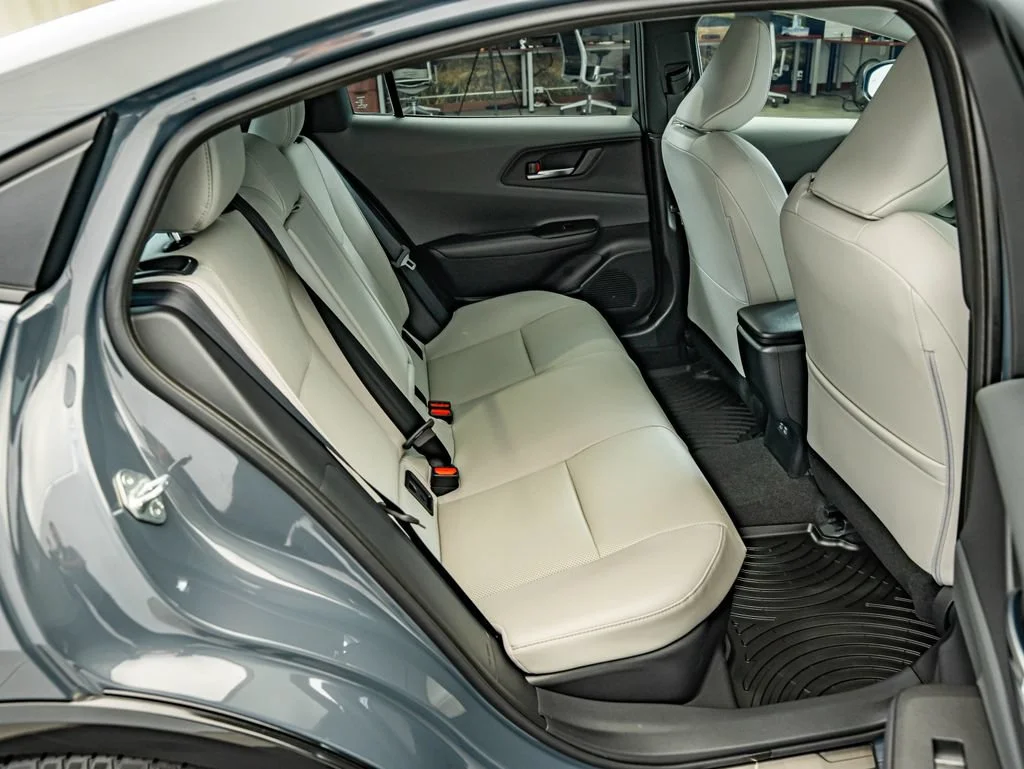 Used 2024 Guardian Gray Toyota XLE image 36