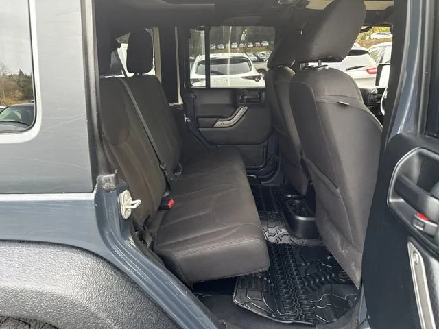 Used 2018 Rhino Clearcoat Jeep Sport S image 11